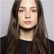 Profesora de piano y lenguaje musical